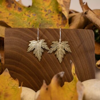 maple leaves earrings