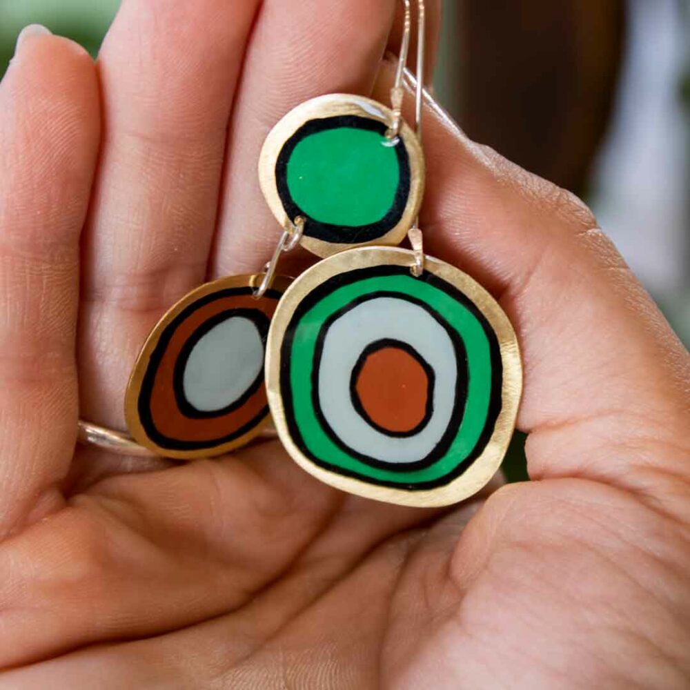 mira green brown earrings