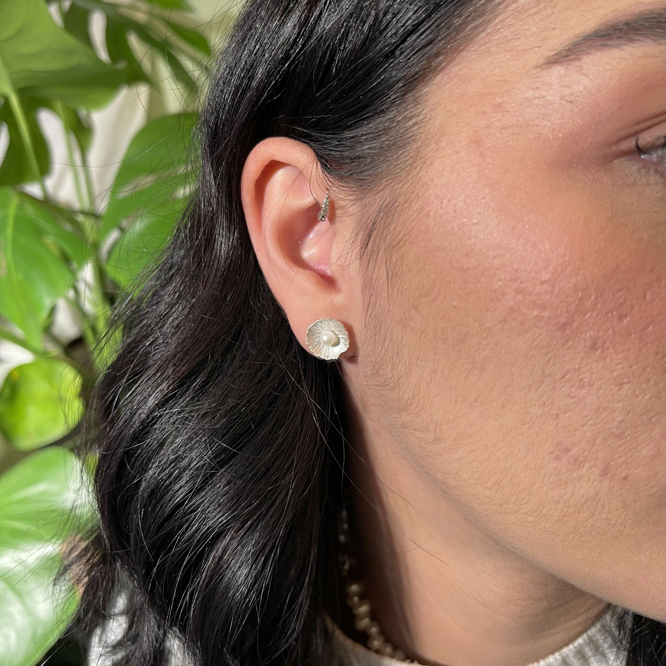 carla pearl earrings